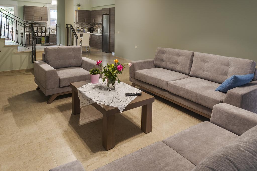 4 Seasons Villas Платарія Номер фото