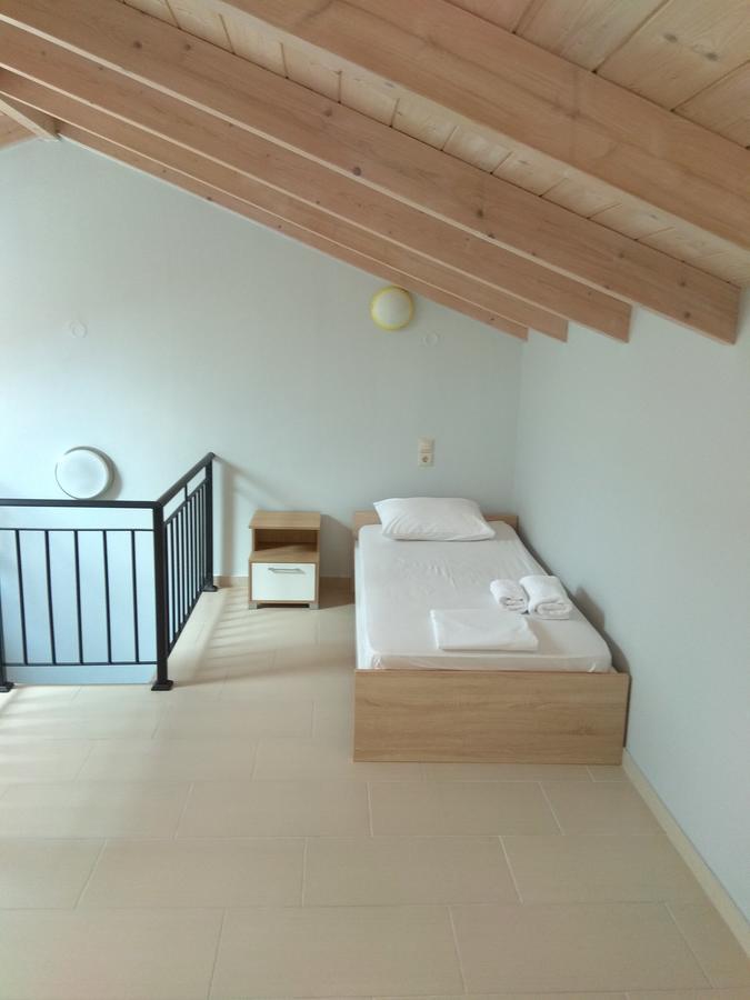 4 Seasons Villas Платарія Екстер'єр фото