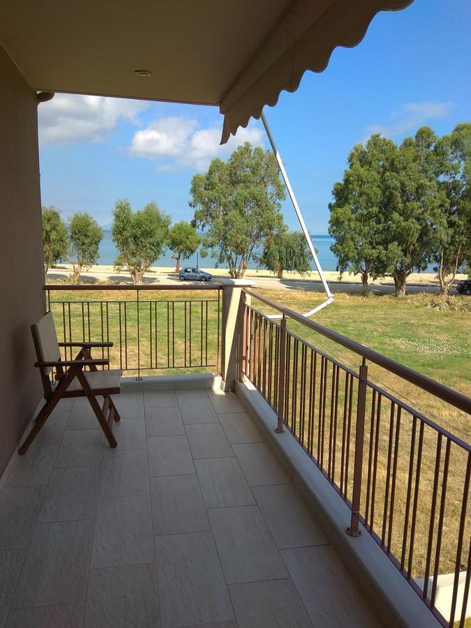 4 Seasons Villas Платарія Екстер'єр фото